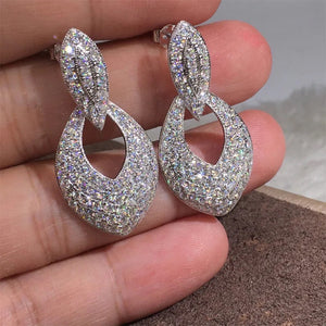 TWINKLING TEARDROP TREASURES
