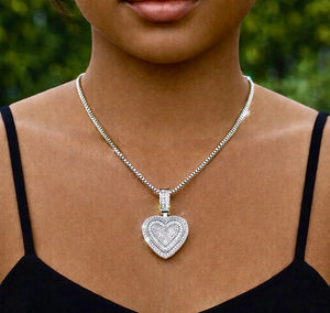 Heart of Elegance Pendant Necklace