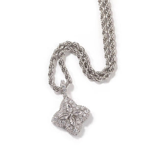 Grace Noir Pendant Necklace
