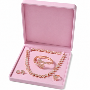 HEART STRINGS NECKLACE SET