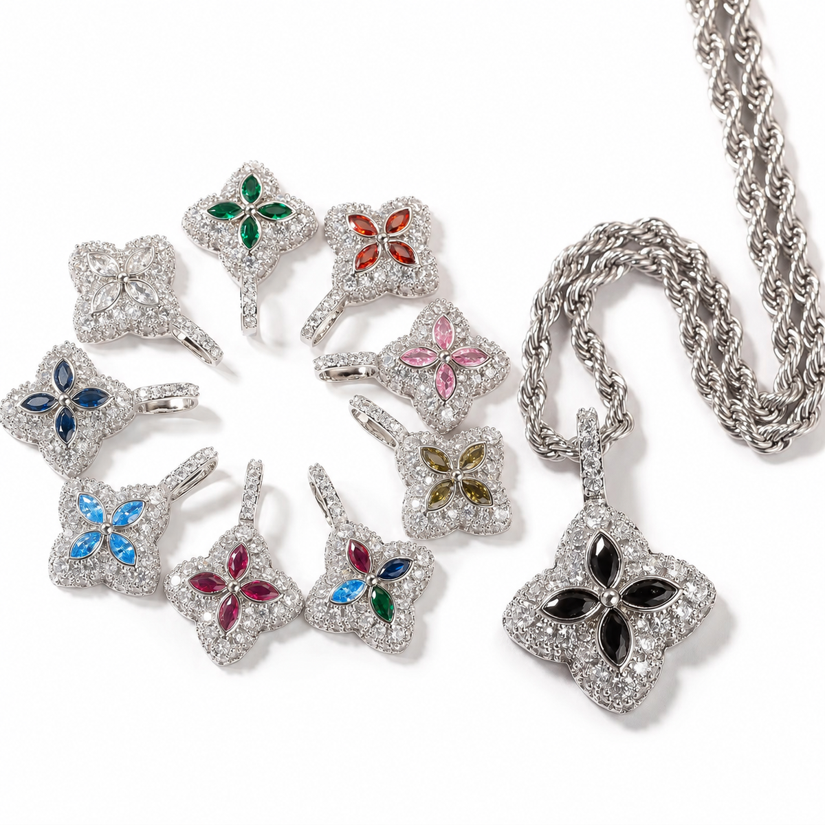 Grace Noir Pendant Necklace