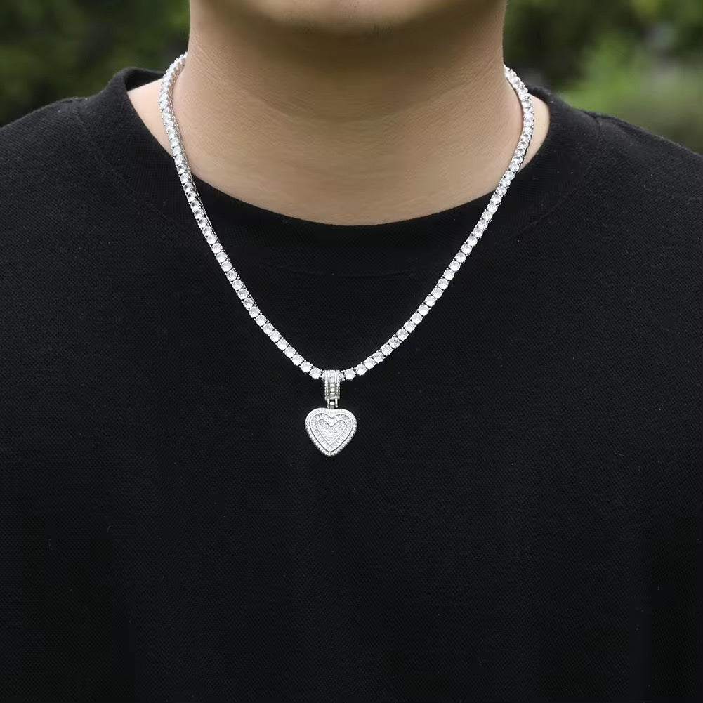 Heart of Elegance Pendant Necklace