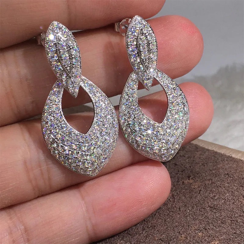 TWINKLING TEARDROP TREASURES