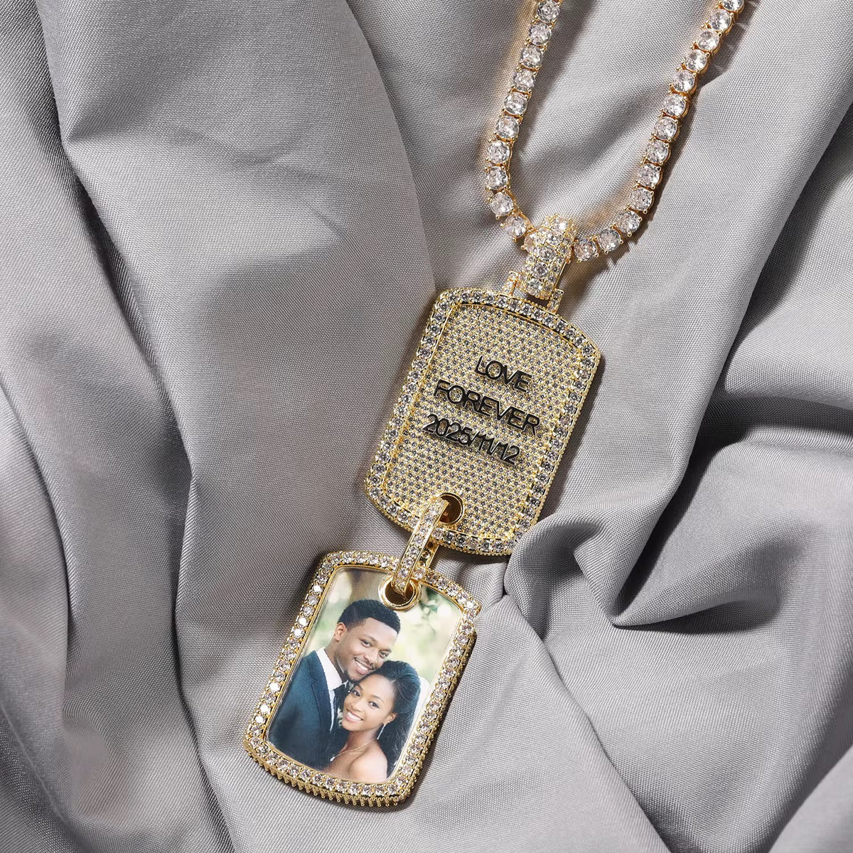 Forever Frame Photo Pendent Necklace