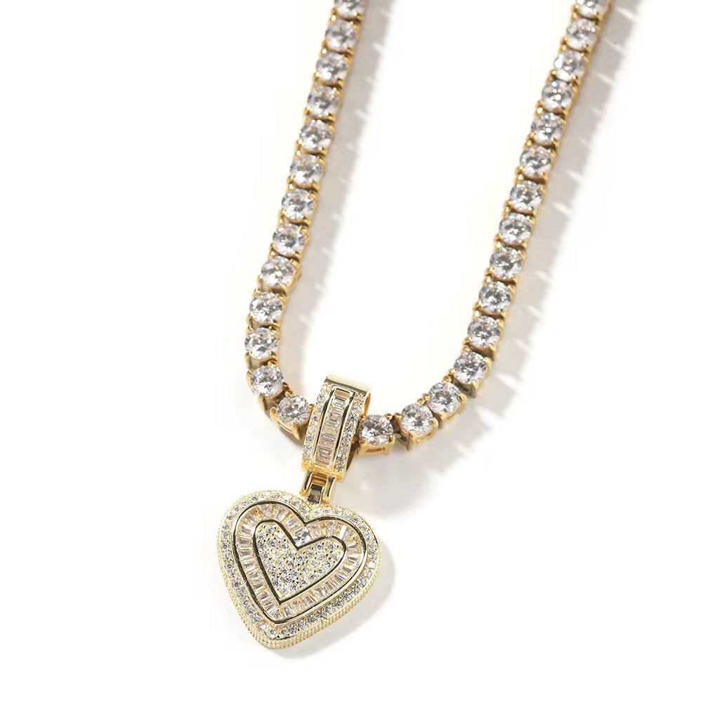 Heart of Elegance Pendant Necklace