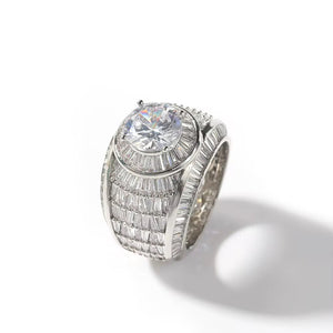 DIAMOND DIVA RING