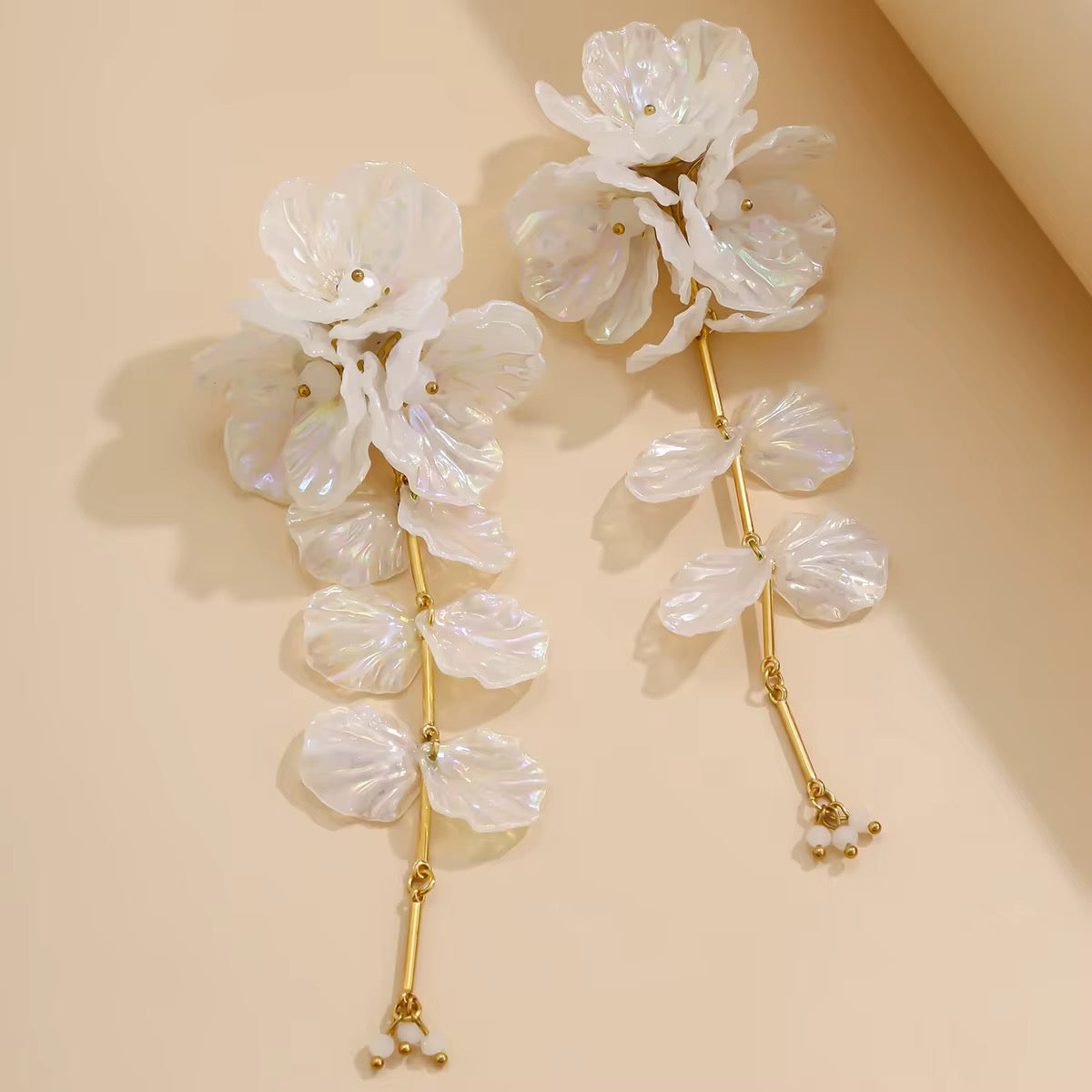 BLOOMING BEAUTY EARRINGS