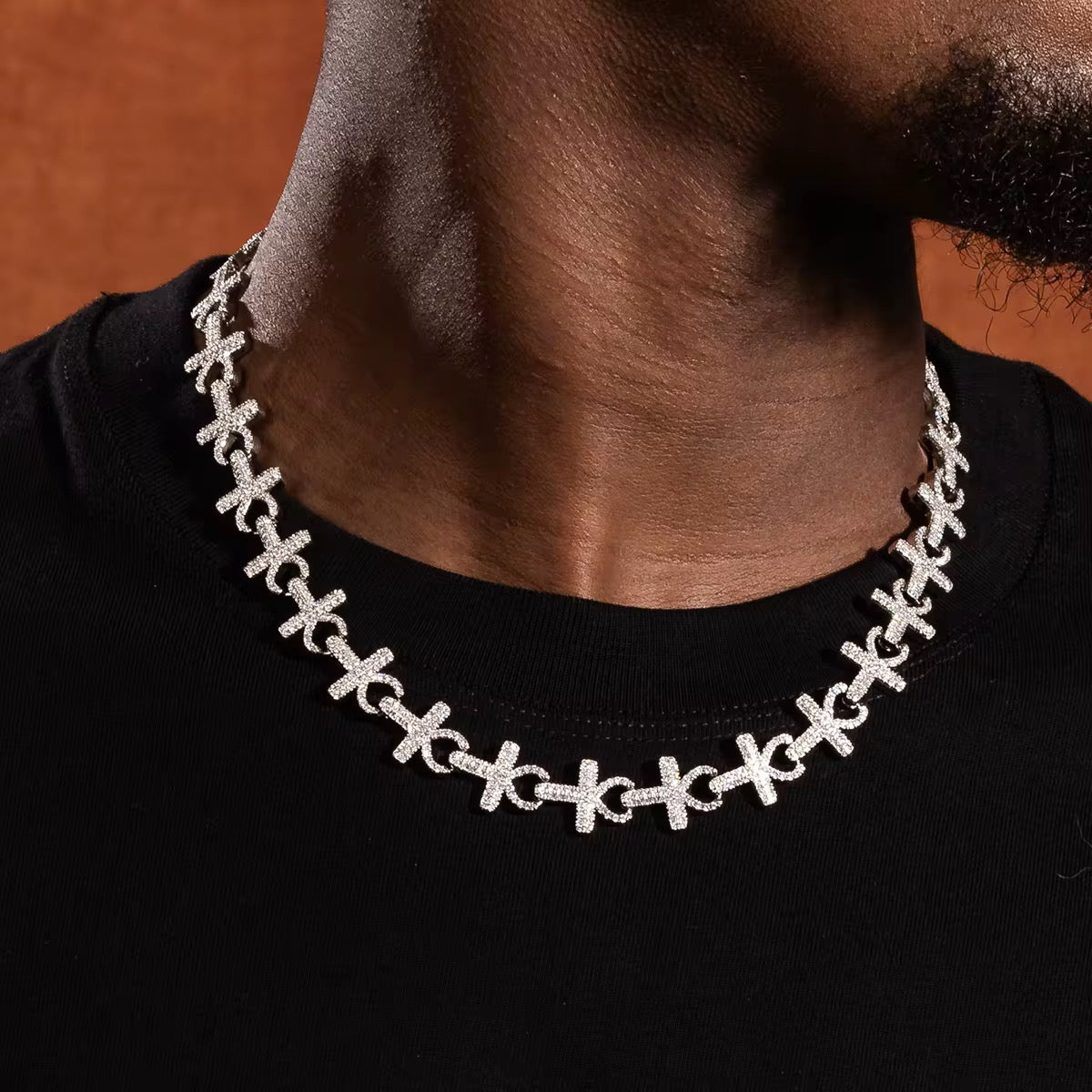 Starluxe Cross Link Necklace