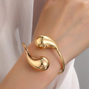 TEAR DROP SET