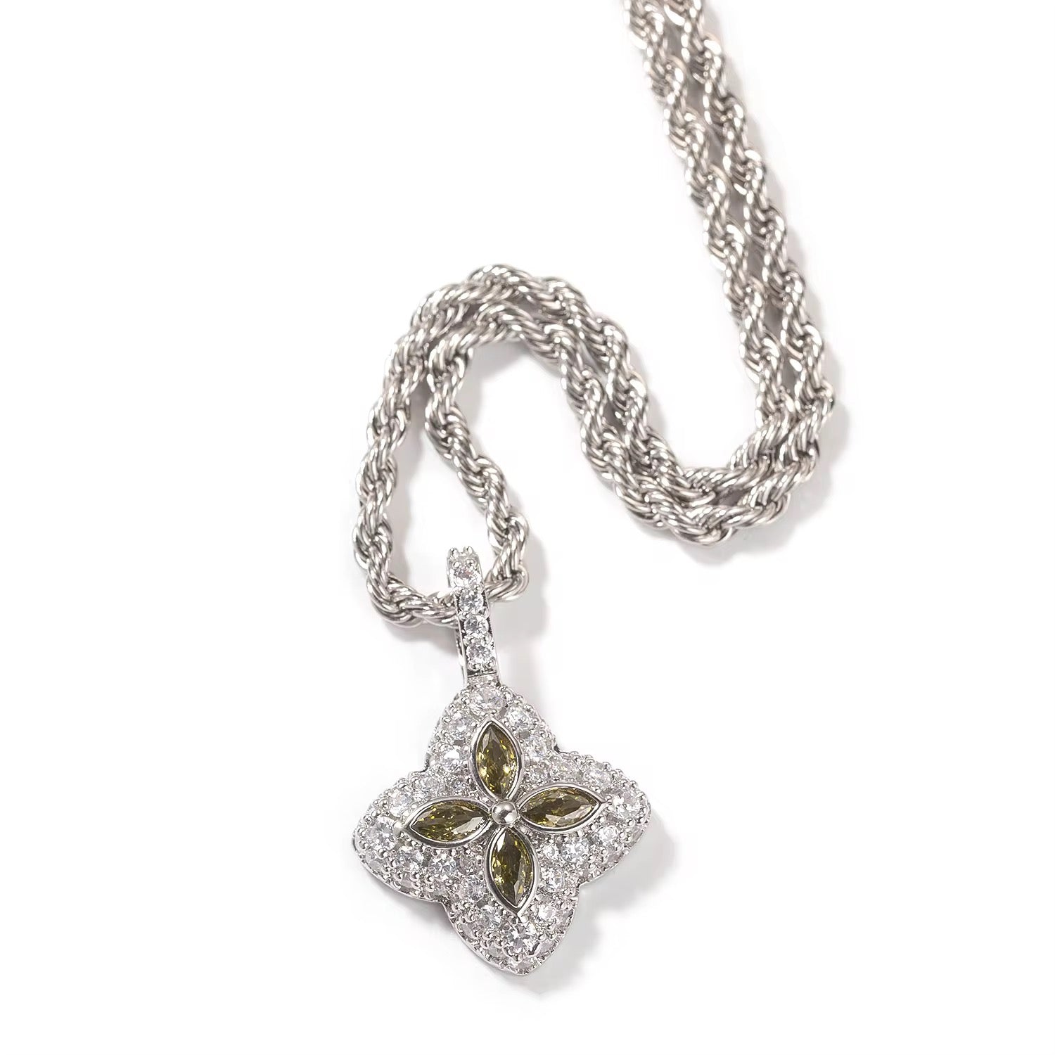 Grace Noir Pendant Necklace