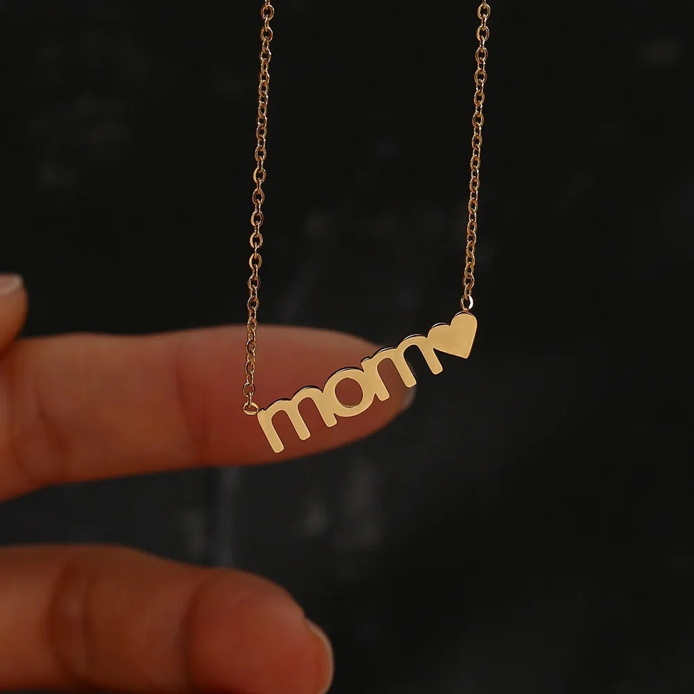 MOM CHARM NECKLACE
