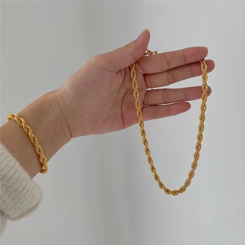 EVA ROPE NECKLACE & BRACELET