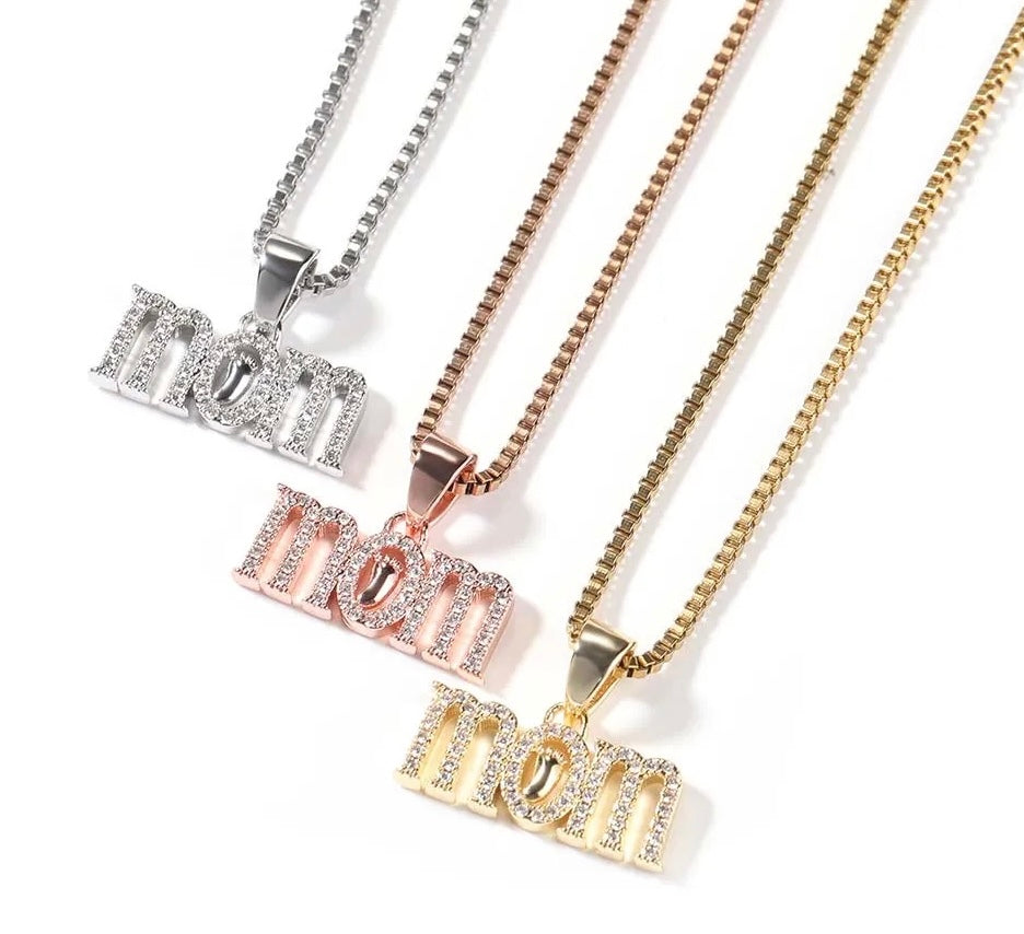 MOM CHARM NECKLACE