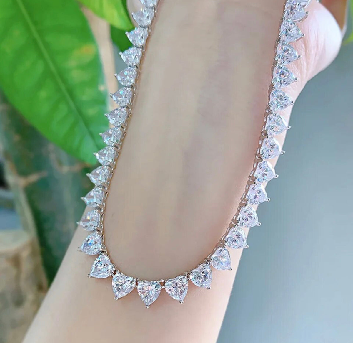 TWINKLING DESIRE NECKLACE