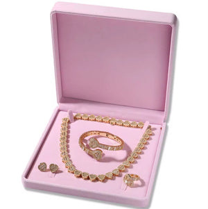 HEART STRINGS NECKLACE SET