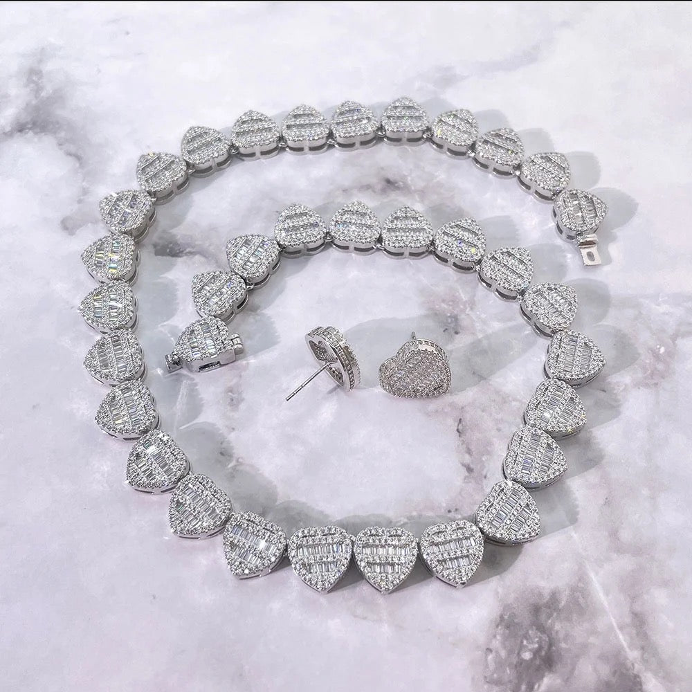 TWINKLING HEARTSTRINGS NECKLACE SET