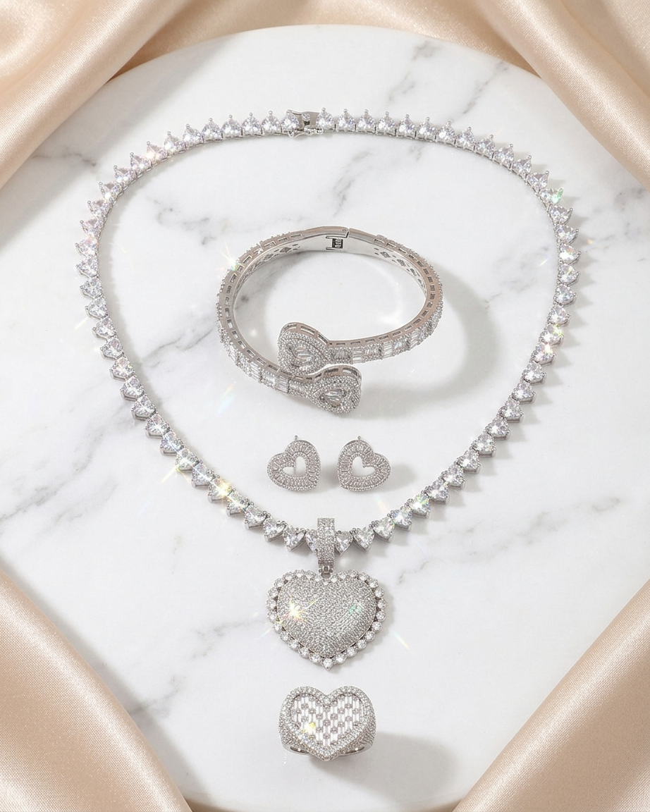 QUEENS REFINED GEMS BUNDLE