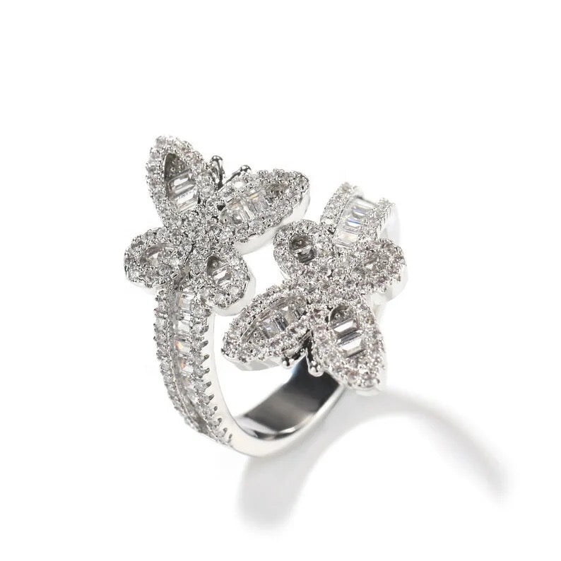 BUTTERLY KISSES RING