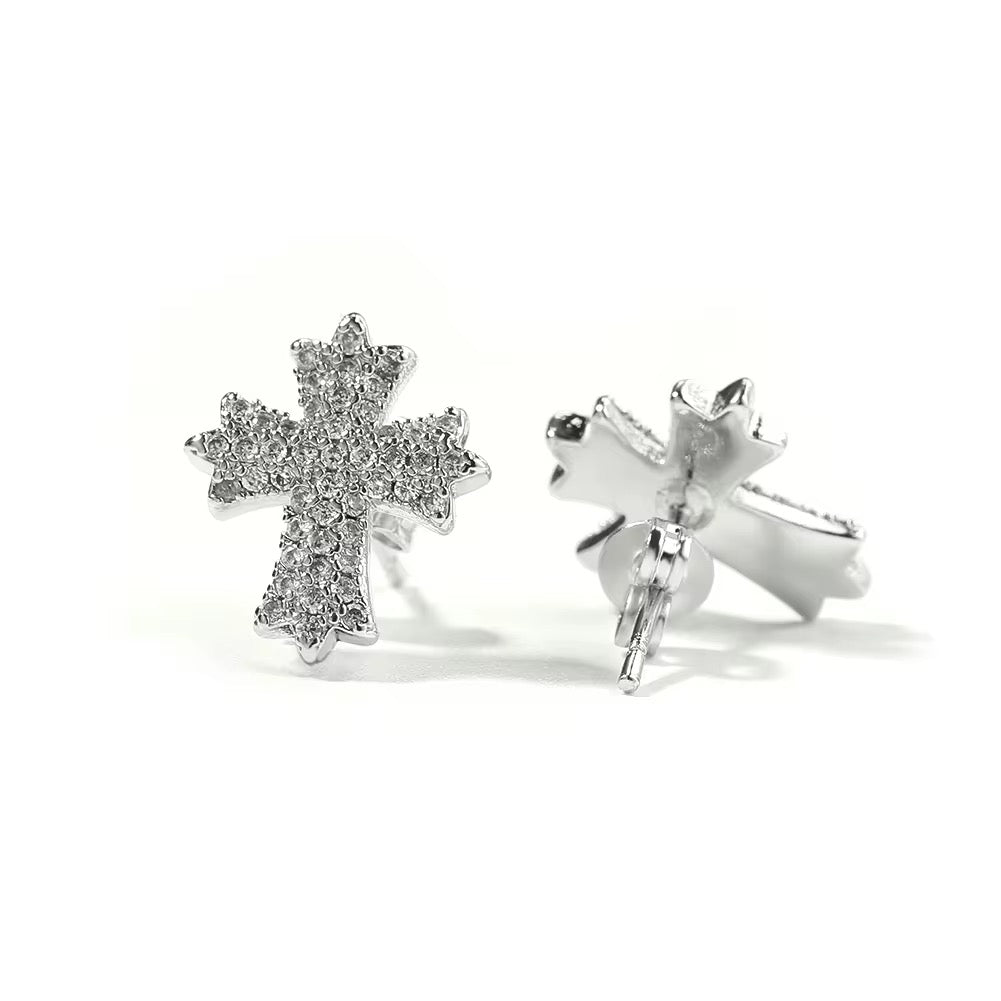 ETERNAL LOVE STUDS