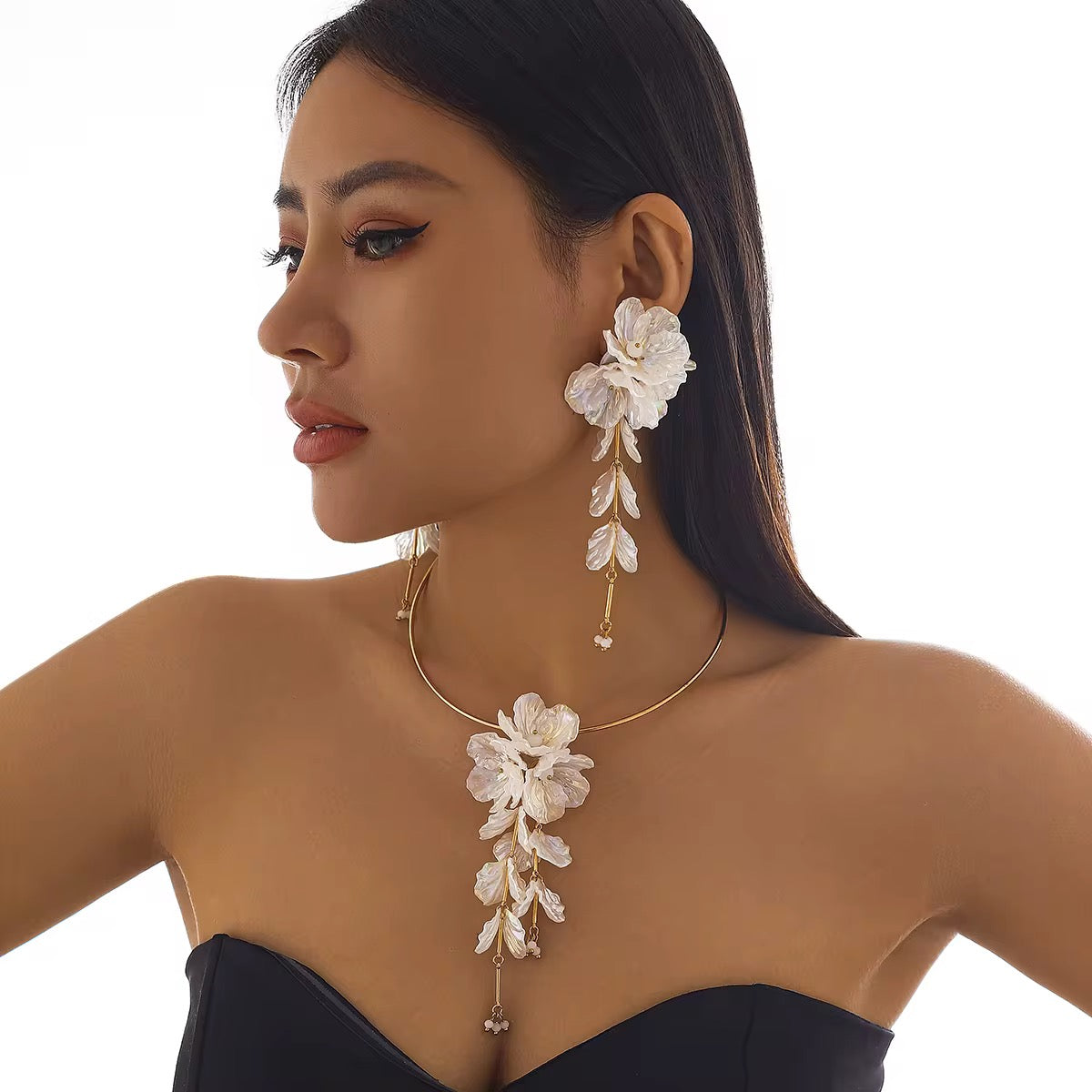 BLOOMING BEAUTY NECKLACE SET