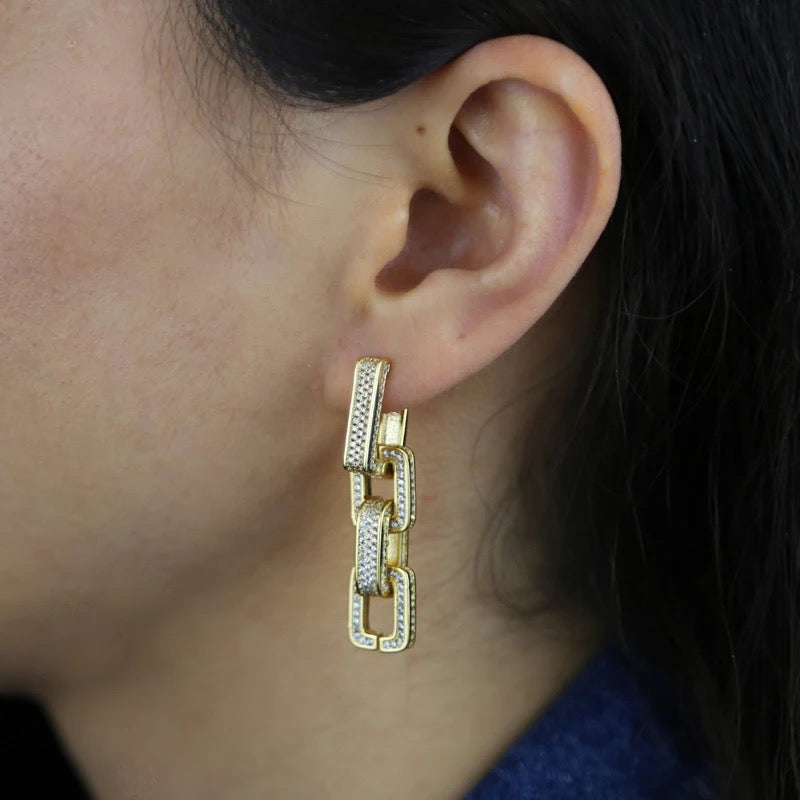 GLAM AFFAIR EARRINGS