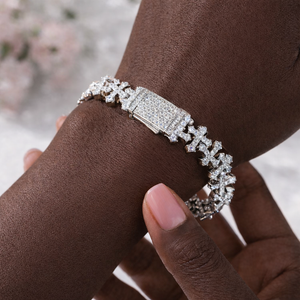 ANCHORED CROSS LINK BRACELET