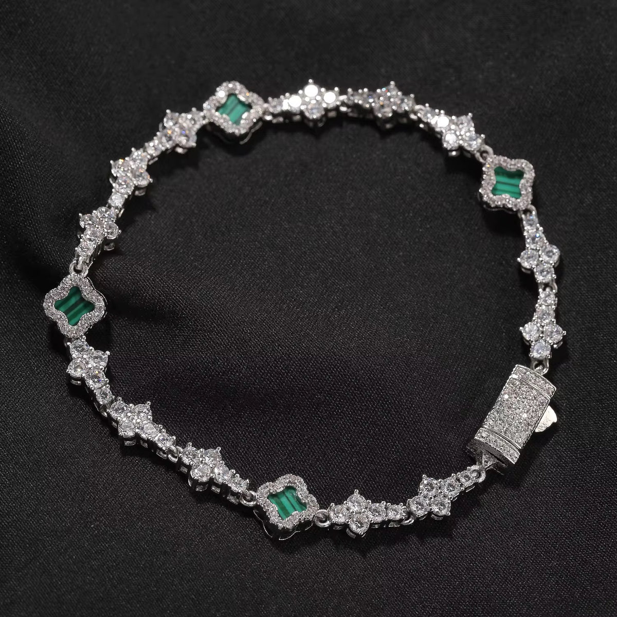 CLOVER ROYALE BRACELET