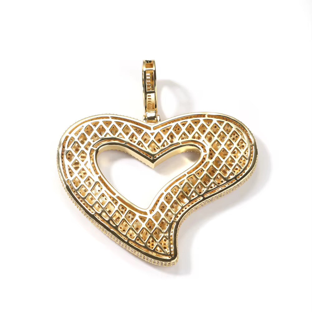 SASSY FASHIONISTA NECKLACE