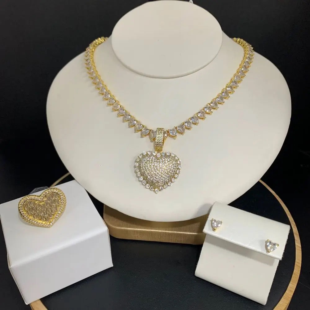 QUEENS REFINED GEMS BUNDLE