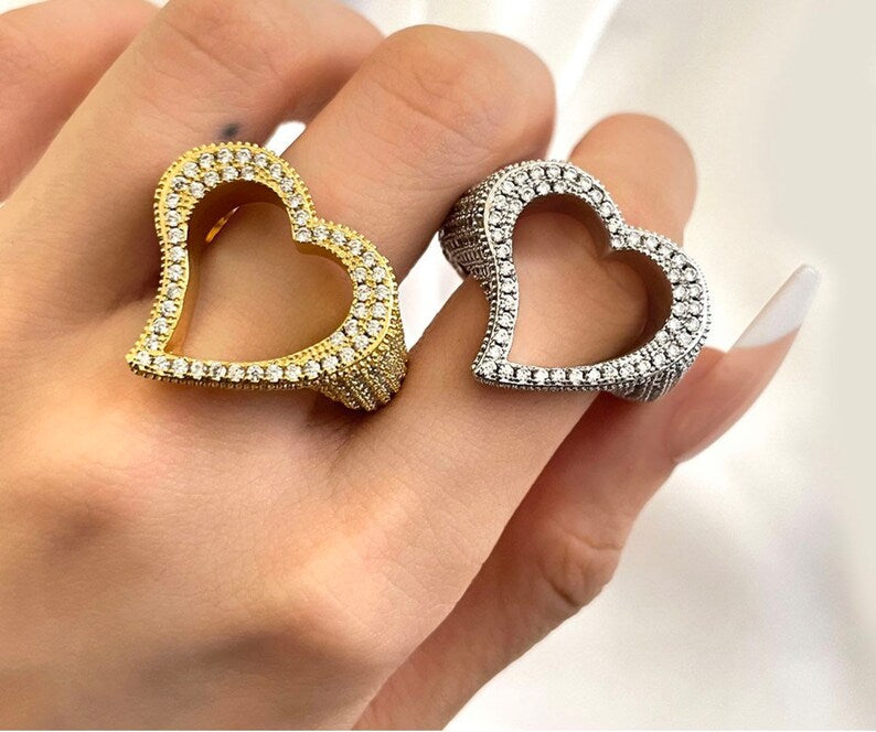 OPEN HEART RING