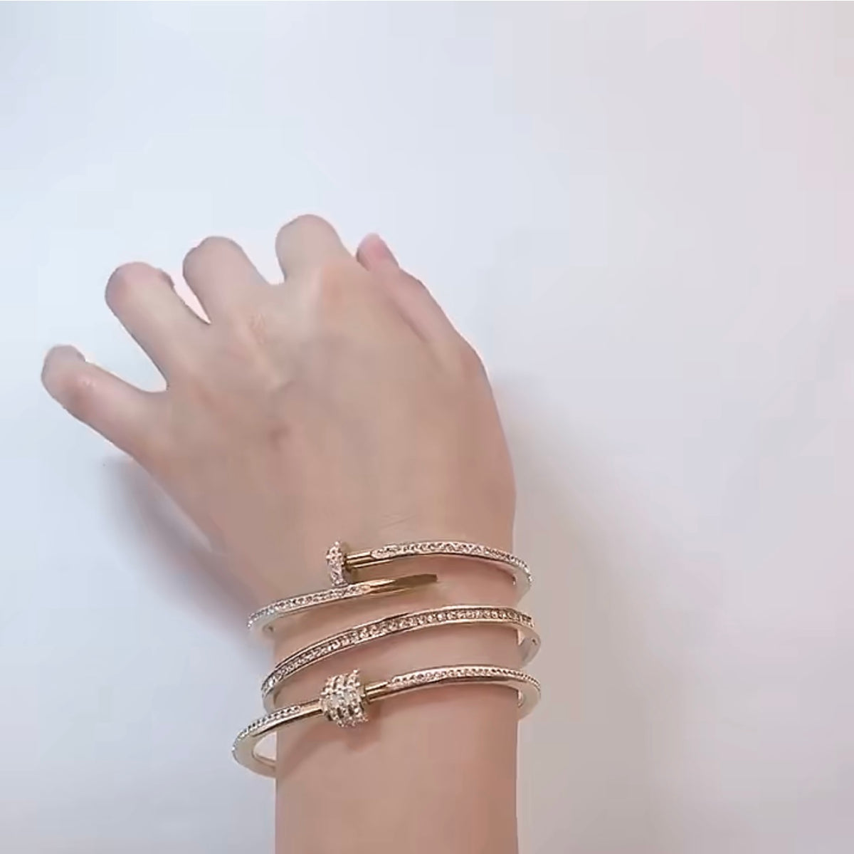 VERA BRACELET STACK