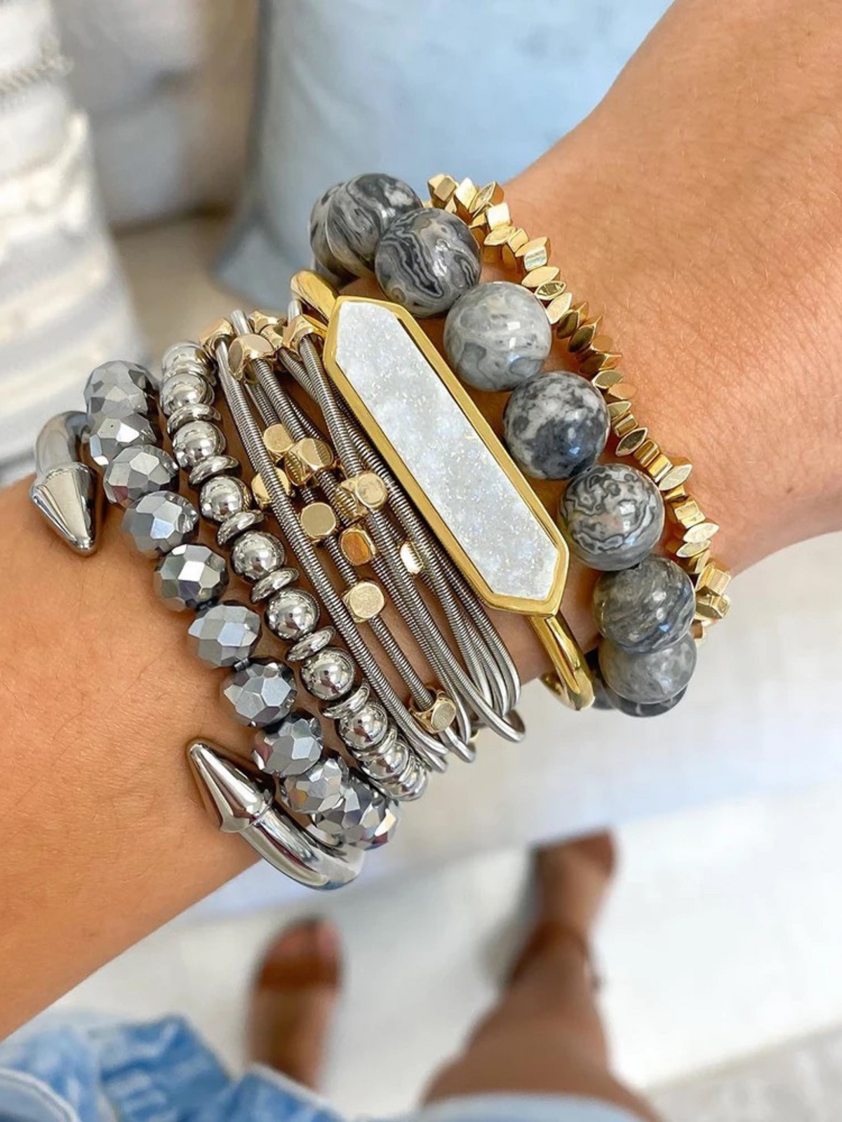 ONYX BRACELET STACK