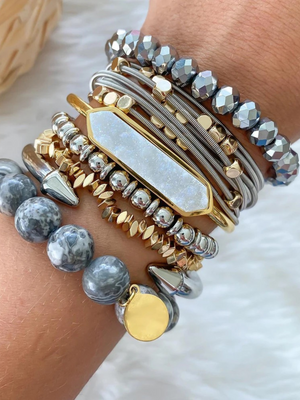 ONYX BRACELET STACK