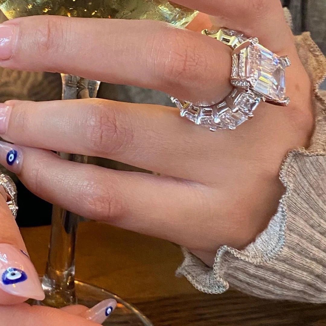 BOSS BABE RING